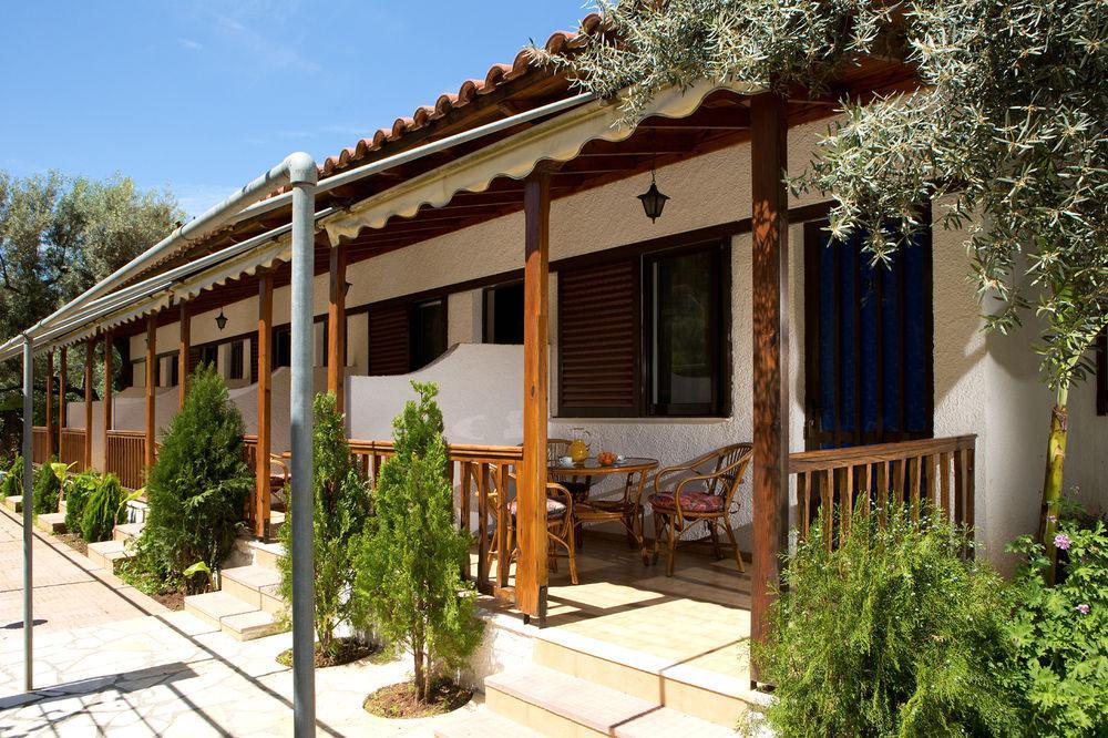 Villa Elia Resort Frínion Exteriör bild